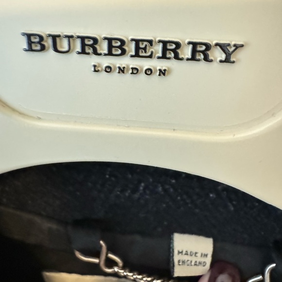 EUC Burberry black wool horn toggle coat - Picture 6 of 9